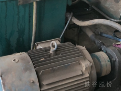 現(xiàn)代220挖機，華宏200噸圖5