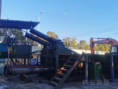 自用315打包機(jī)急售雙主缸全自動2.5/3米包500圖6