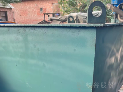 江陰產(chǎn)250噸立式打包機(jī)，包塊1.1?1.6米圖4