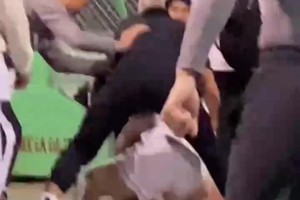 面對美女的本身單打，這個怎么防？？！??！