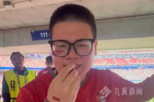 中國C羅粉絲觀看C羅比賽超7500小時，駕駛“C羅痛車”赴美觀賽