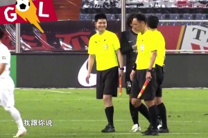 王大雷向馬寧投訴對(duì)方?jīng)_撞守門(mén)員，馬寧：你該回去練身體了