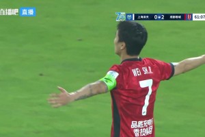 降維打擊！韋世豪小角度兜射直掛死角上演梅開二度